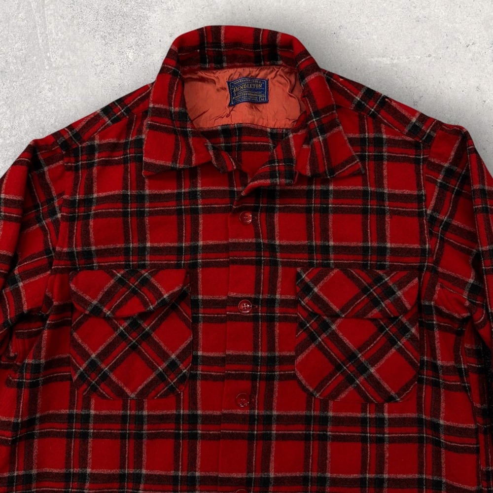 Pendleton Board Shirt Mens Medium Red Black Plaid 100% Virgin Wool Flaw Vintage